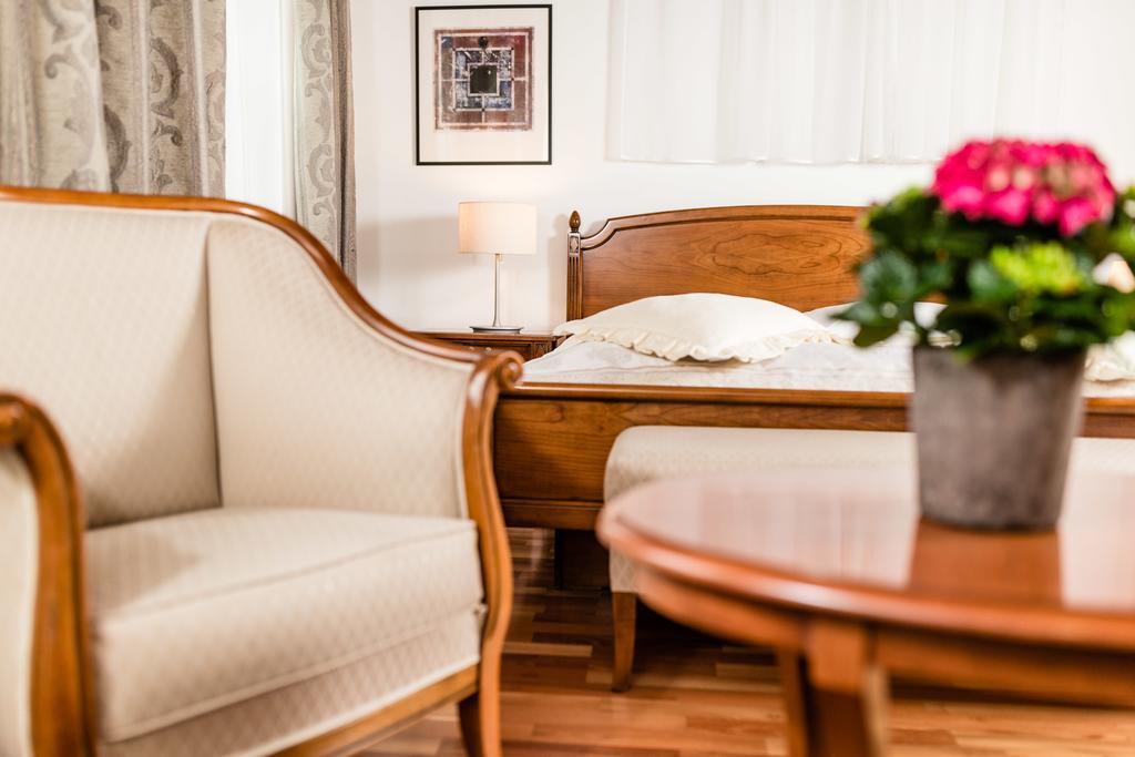 Hotel Restaurant Lilie ヴィピテーノ エクステリア 写真